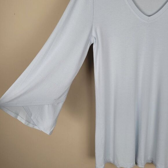 Soft Surroundings Bell Sleeve Long Sleeve Tunic Top Stretch Light Blue Size M - Picture 7 of 13